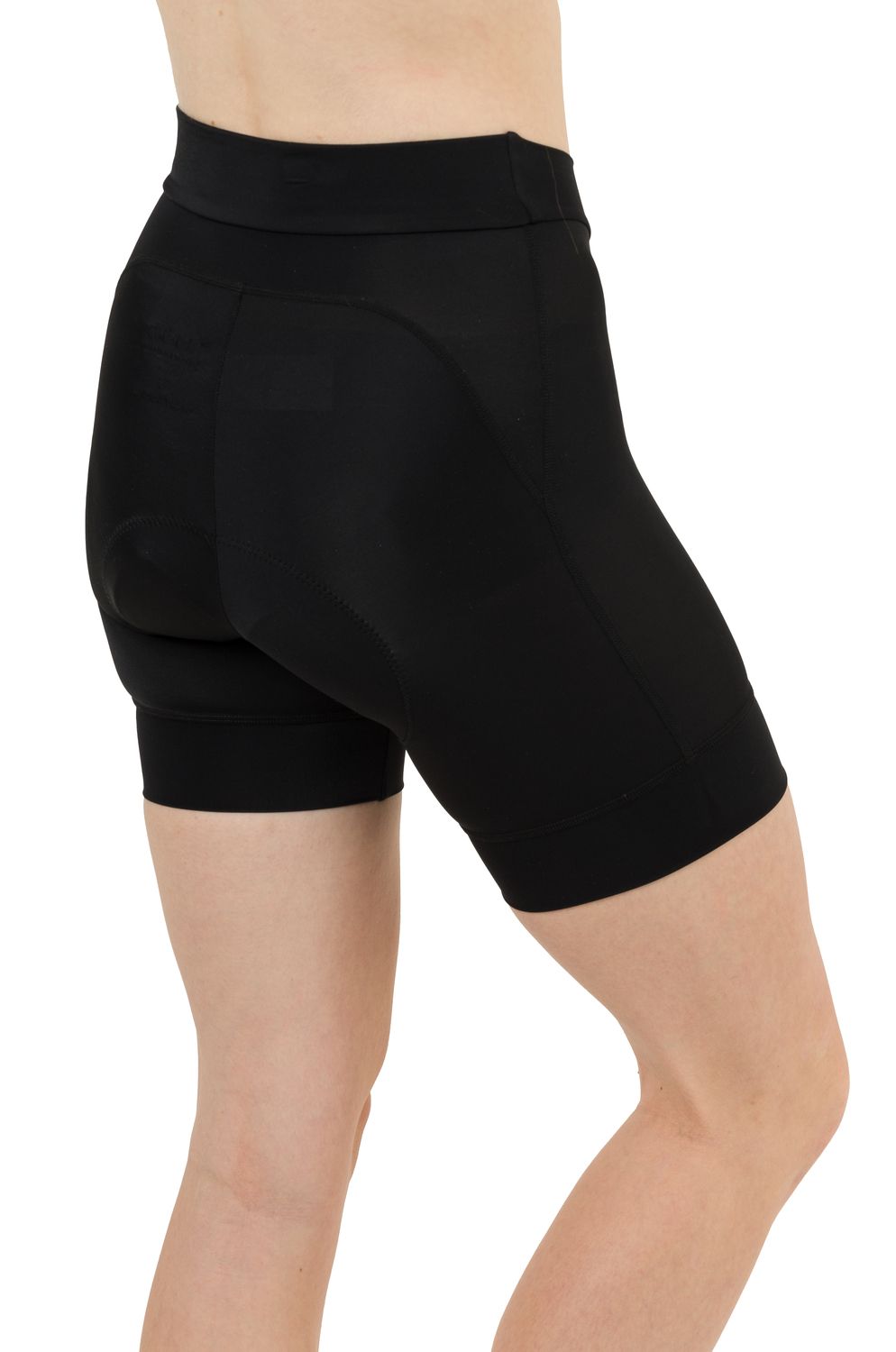 Shorty Essential Damer fit example