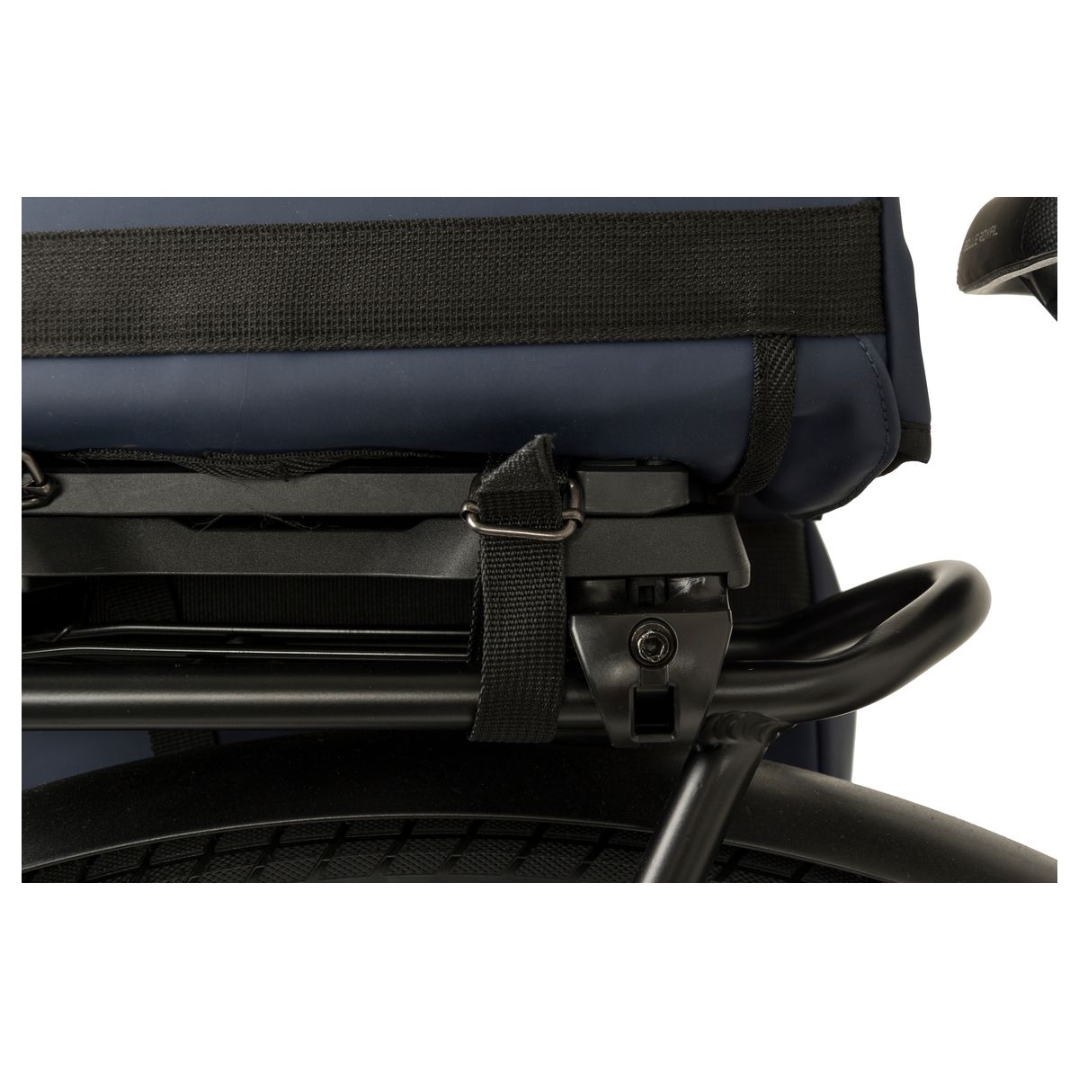 Fastrider JAXX II DOUBLE BIKE BAG TREND NAVY fit example