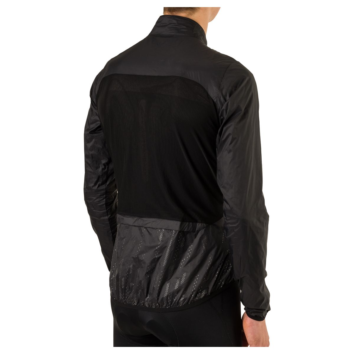 Wind Jacket II Essential Men Reflection fit example