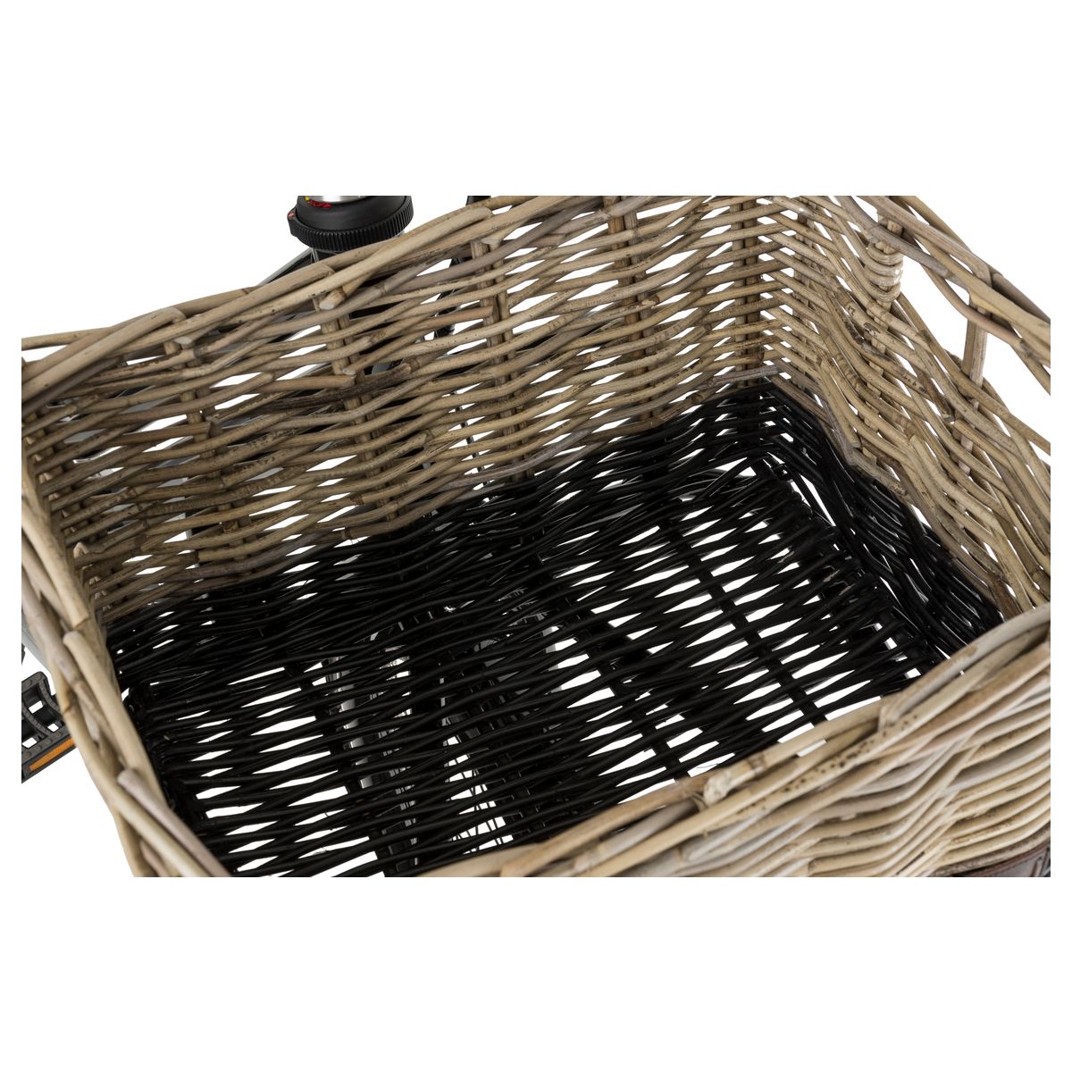 Fastrider Nero Rattan Bicycle basket fit example