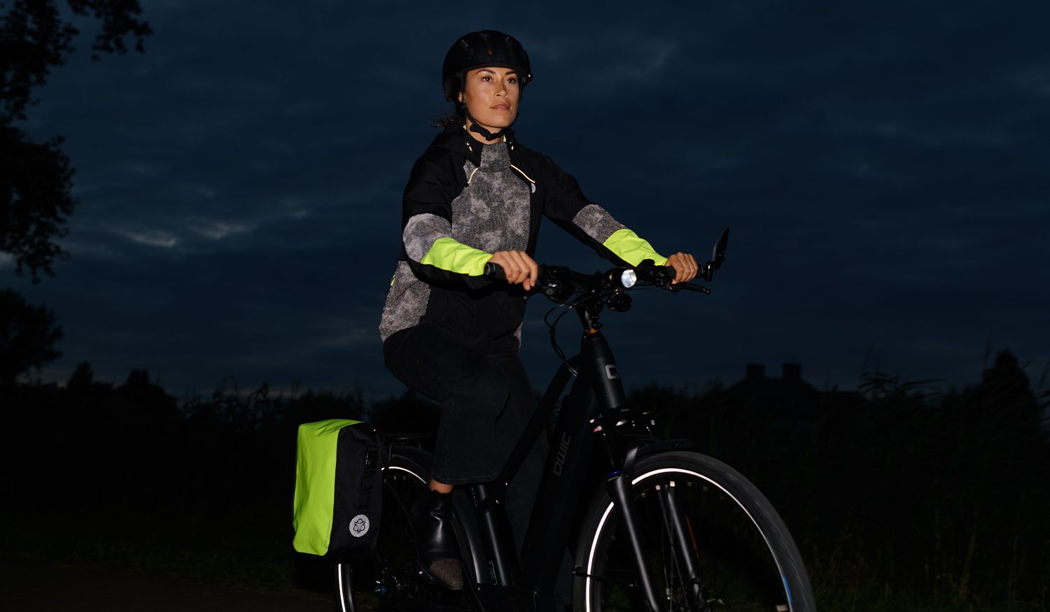 Tech Rain Jacket Commuter Women Hi-vis & Reflection