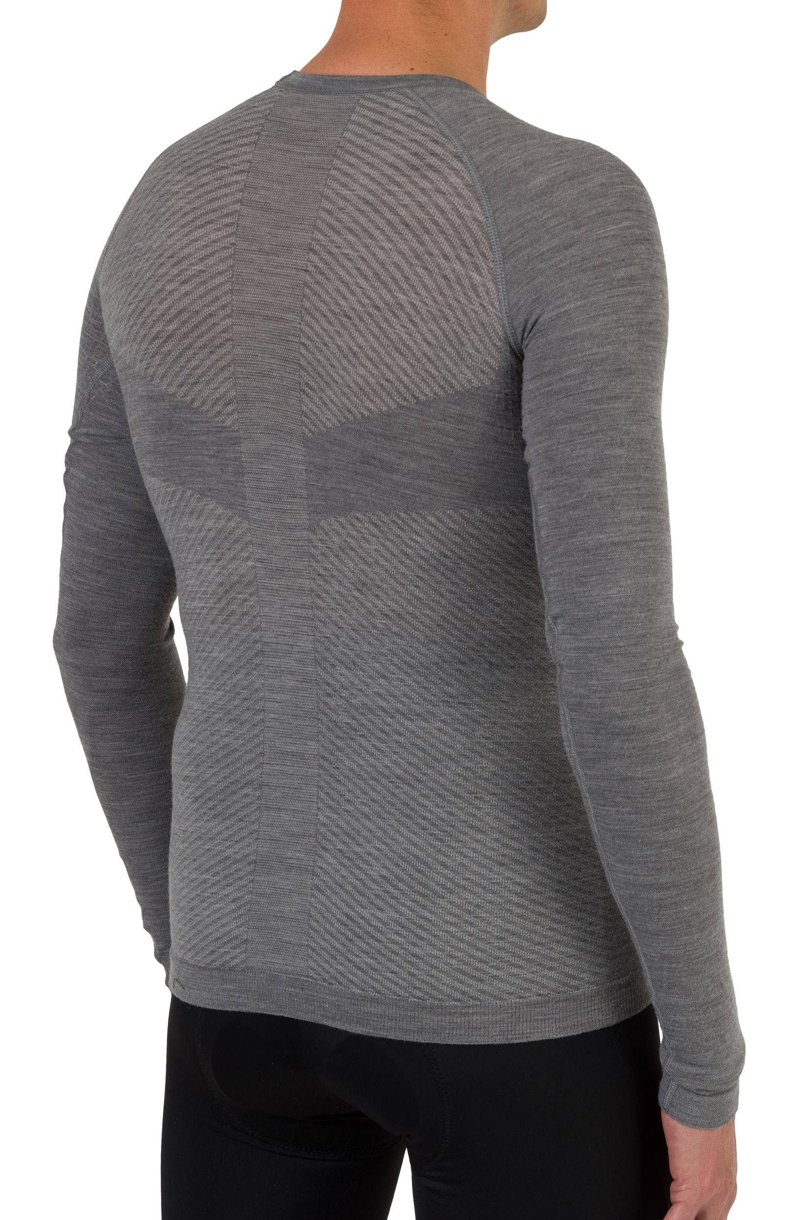 Winterday Merino Base Layer LS Essential fit example